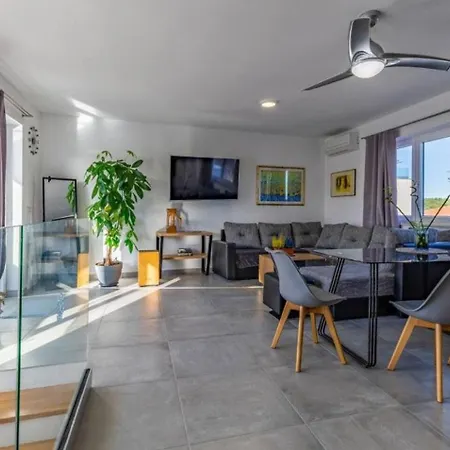 Dom wakacyjny House Dusa Banjole