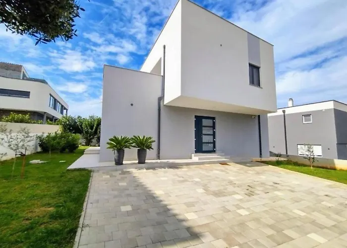 펜션 House Dusa 반졸레