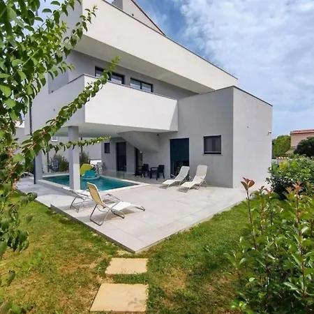 Prázdninový dům Dusa - With Pool *